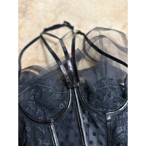 Victoria’s Secret Runway Couture Tulle Dress – Ltd. Edition, Black Polka Dress - Picture 5 of 15